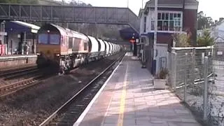 66080 Passing Totnes with 1 tone horn