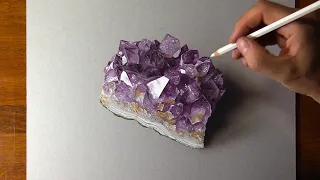 It looks like an amethyst, but it's a drawing!