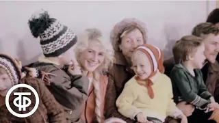 На родине Кирова (1985)
