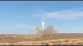 Видео момента аварии во время запуска корабля "Союз МС-10"