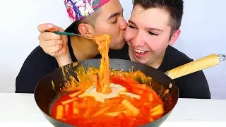 EASY CHEESY SPICY RICE CAKES 떡볶이 • Mukbang & Recipe