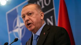 Si u bë Turqia e Erdoganit, 'asi nën mëngë' i NATO-s