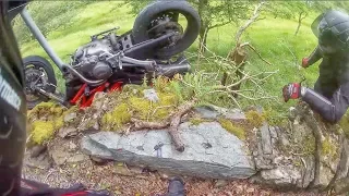 HECTIC ROAD BIKE CRASHES & MOTORCYCLE MISHAPS