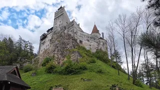 Castelul Bran. Pe urmele legendei lui Dracula.