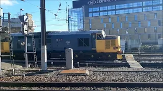 Trains at Newcastle Central Station on Saturday 15th October 2022 with LNER AZUMA diverts