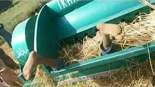 Wheat Thresher Machine & Tractor | Paddy Thresher in wheat farming Tractor