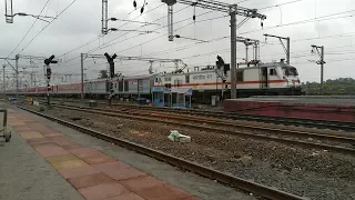 Rhythmic Track Sounds by Rajdhani Express!! Indian Railways!!