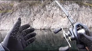 Fishing STEEP BLUFFS for Spotted Bass