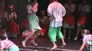 Samahan Philippine Dance - Tinikling