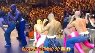 Ruger ROCKS 6 GIRLS IKEBE on stage as he perform in Spain and made Girls SCREAM on stage..😳😱