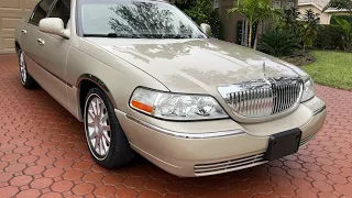 2007 Lincoln Town Car ELDERLY FL OWNED SINCE NEW IT IS "LIKE NEW" BEAUTIFUL COLOR 66K MILES PRISTINE