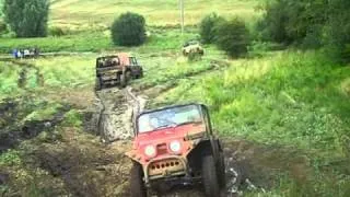 pete throwing mud at me at whaddon 4x4