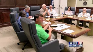 Supervisors take first steps to get new jail in Lee County