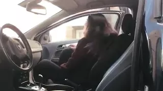 Девушка облажалась в авто, косяк!!!!
