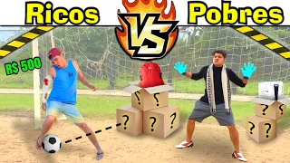 RICOS VS POBRES CHUTANDO BOLA NA CAIXA MISTERIOSA #102 (DESAFIO NO FUTEBOL)