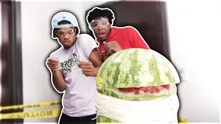 EXPLODING WATERMELON CHALLENGE! (EXTREME) **1,000 RUBBER BANDS**