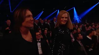 ELO with P McCartney,Nicole Kidman and Keith Urban dancing to ELO