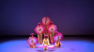 Danse D' éventail Couleurs du Printemps - Múa Quạt Sắc Xuân