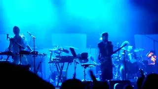 IAMX - Spit it out, LIVE, Gasometer 2011, HD