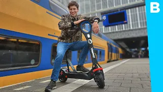 Met deze elektrische step mag je WEL de weg op