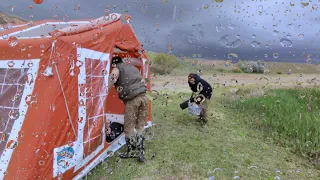 FIRTINA VE YAĞMURDA ZORLU KAMP