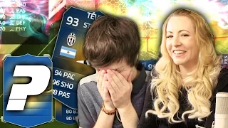 OUR SISTER DOES IT AGAIN!! - FIFA 15 PACK OPENING