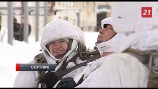 Десантники Северного флота отработали упражнения для прыжков с парашютом