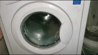 Indesit WISL 92 - final spin after rinse with softener