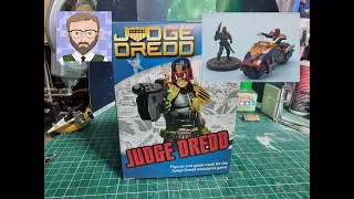 Warlord Games Judge Dredd Figure Set 2000AD