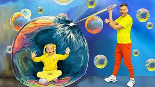 Katya and Dima have fun day in the Museum of illusions