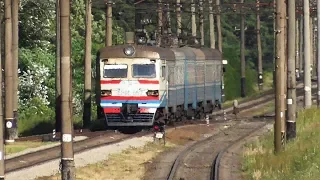ЭР9Е-650 следует на участке Киев - Коростень