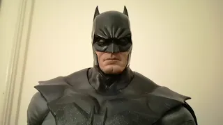 Detailed review of the Batman Noel Arkham Origins Statue by Prime 1 Studio