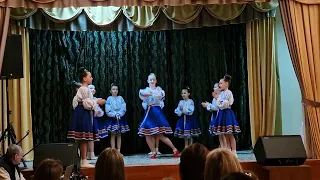 Танець "Черевички" ,молодша група 💃🕺колектив "Веснонька" @user-hw6he1hi4w