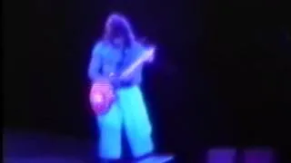 Van Halen - Eddie Guitar Solo - 1993-07-06 - Middletown, NY [VHFrance Videos]