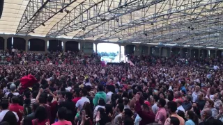 Thousands Singing Hosanna In Egypt