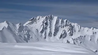 Pointe des Trois Lacs 2796m Skitour 4.April 2024