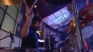 Oasis Hindu Times Live TOTP 2002