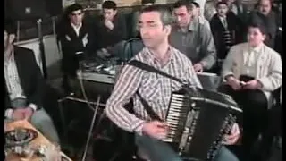 Zahid klarnet Yaver klarnet Enver qarmon Elman gitara Ramin skripka