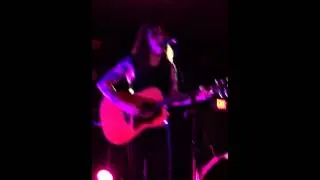 Laura Jane Grace: "Pints of Guinness Make You Strong"