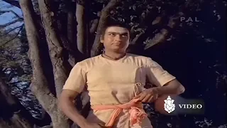 Dr Rajkumar attacks on Prince Vajramuni  | Best Scenes of Kannada Movies