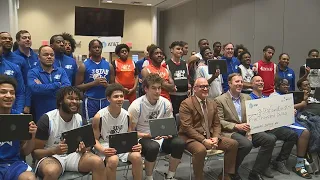 Harrisburg's 3-Star Foundation receives laptops from AT&T connected learning program