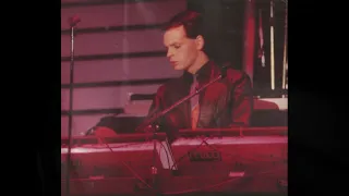 Gary Numan - Praying To The Aliens (Live, 2-21-80 Providence, Rhode Island)