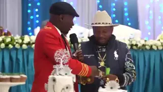 CAPTAIN OTOYO GIVING SONKO MONEY