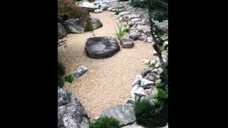 Japanische Garten im Innenhof mit Stein und Sand Elements