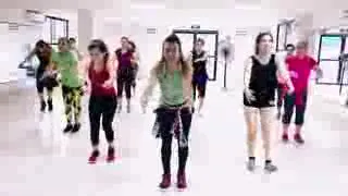 ‪ TENGO TODO LO QUE QUIEREN LAS WACHAS  WCZ Zumba®‬‏   YouTube