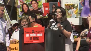 Uvalde, Texas school shooting survivor speaks at gun reform rally