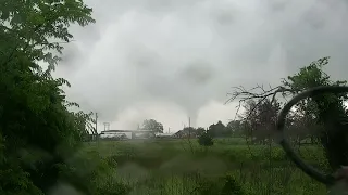 "Tornado on the ground!" ABC13's David Tillman spots Texas twister live