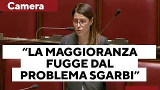 In Aula si discute la mozione su Sgarbi, Piccolotti: “Banchi della destra vuoti, maggioranza fugge”