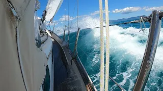 Sailing Whitsunday Islands -  Little Wing Westsail 32 Ep13