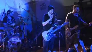 Noize MC freestyle «Show must go one» live 17.12.10 Tyumen